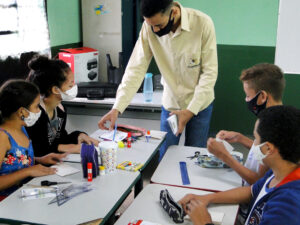 DNIT realiza ação educativa em escola de Pontal do Araguaia